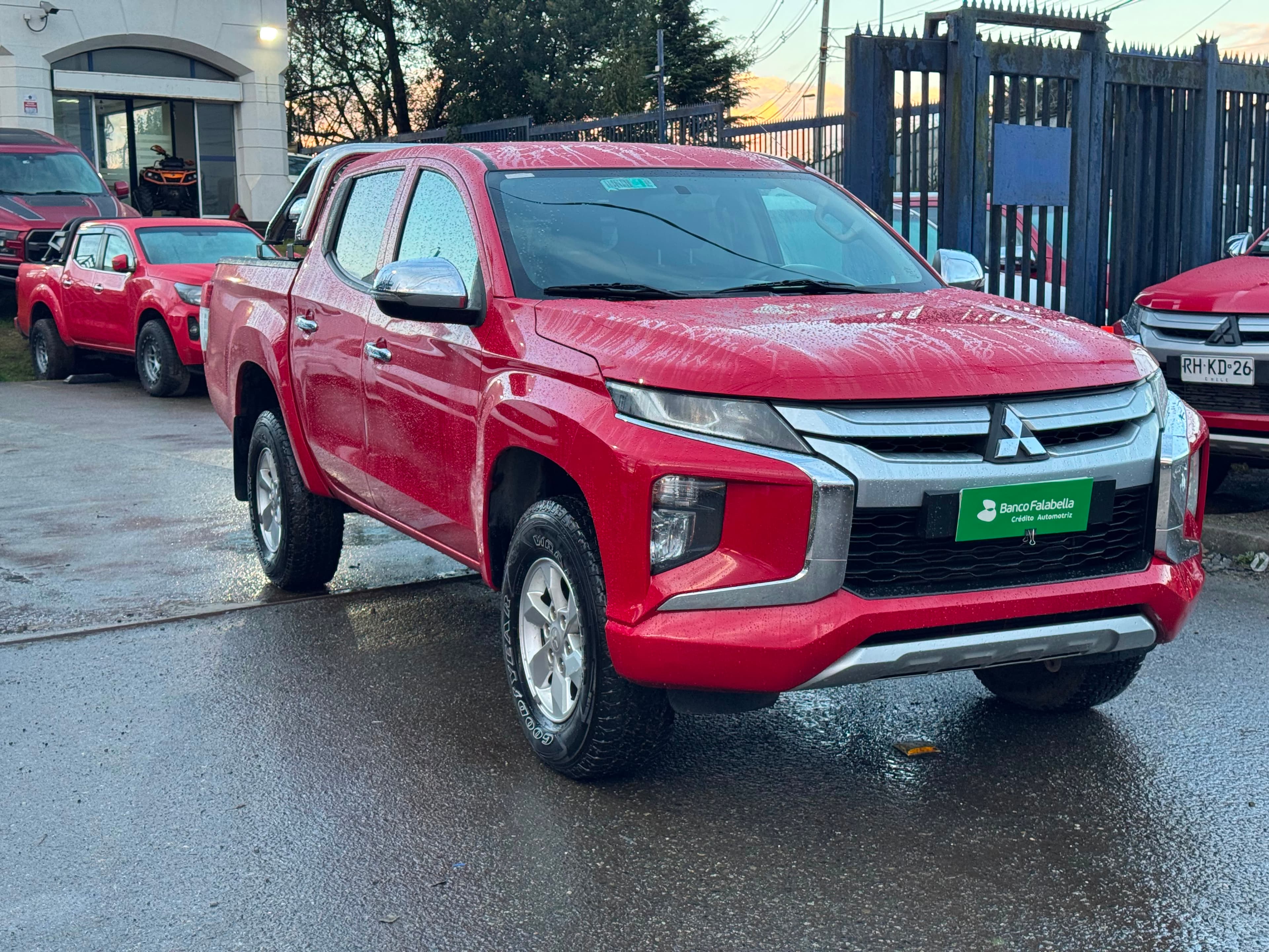 Mitsubishi L200 KATANA 4X4 - Foto 1